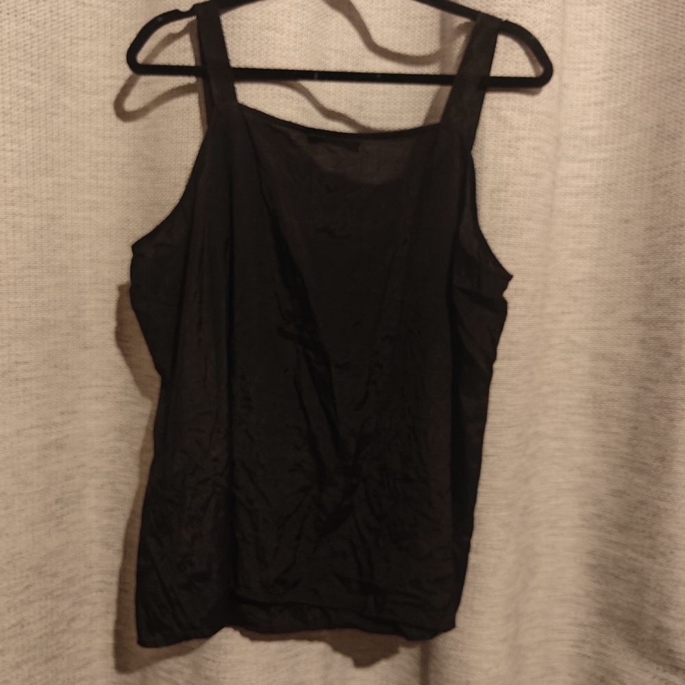 Nataya Viscose Tank‎ - Picture 3 of 5